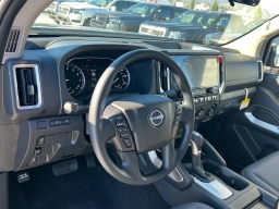Nissan Frontier SV Crew Cab 4x2 2026