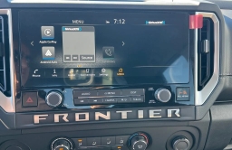 Nissan Frontier SV Crew Cab 4x2 2026