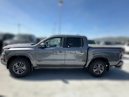 Nissan Frontier SV Crew Cab 4x2 2026