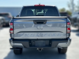 Nissan Frontier SV Crew Cab 4x2 2026