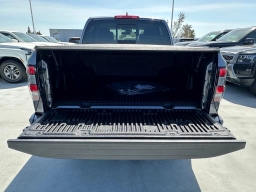 Nissan Frontier SV Crew Cab 4x2 2026