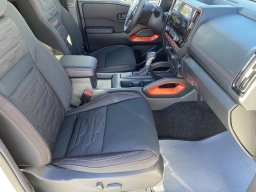 Nissan Frontier PRO-X Crew Cab 4x2 2026