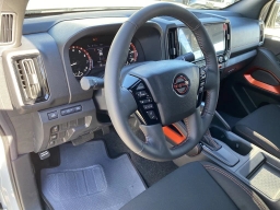 Nissan Frontier PRO-X Crew Cab 4x2 2026