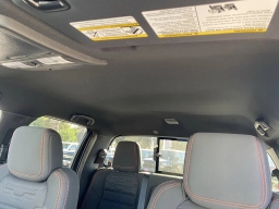 Nissan Frontier PRO-X Crew Cab 4x2 2026