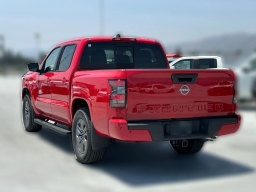 Nissan Frontier SV Crew Cab 4x2 2026