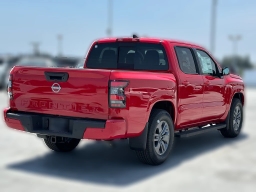 Nissan Frontier SV Crew Cab 4x2 2026