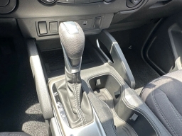 Nissan Frontier SV Crew Cab 4x2 2026