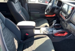 Nissan Frontier PRO-X Crew Cab 4x2 2026