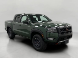 Nissan Frontier PRO-4X Crew Cab 4x4 2026