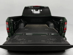 Nissan Frontier PRO-4X Crew Cab 4x4 2026