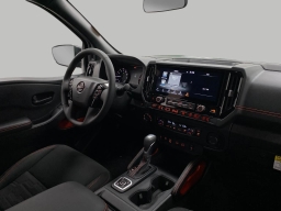 Nissan Frontier PRO-4X Crew Cab 4x4 2026