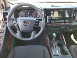 Nissan Frontier PRO-4X Crew Cab 4x4 2026