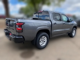 Nissan Frontier S Crew Cab 4x4 2026