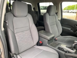 Nissan Frontier S Crew Cab 4x4 2026