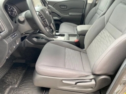Nissan Frontier S Crew Cab 4x4 2026