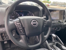 Nissan Frontier S Crew Cab 4x4 2026