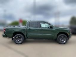 Nissan Frontier SV Crew Cab 4x4 2026