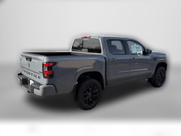 Nissan Frontier SV Crew Cab 4x4 2026
