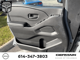 Nissan Frontier SV Crew Cab 4x4 2026