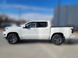 Nissan Frontier SV Crew Cab 4x4 2026