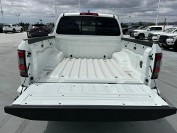 Nissan Frontier PRO-4X Crew Cab 4x4 2026