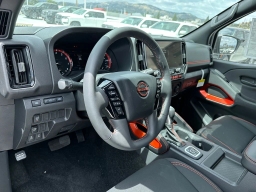 Nissan Frontier PRO-4X Crew Cab 4x4 2026