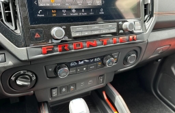 Nissan Frontier PRO-4X Crew Cab 4x4 2026