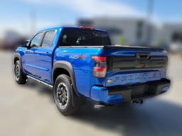 Nissan Frontier PRO-4X Crew Cab 4x4 2026