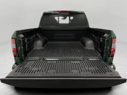 Nissan Frontier PRO-4X Crew Cab 4x4 2026