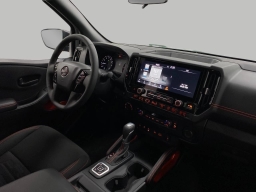 Nissan Frontier PRO-4X Crew Cab 4x4 2026