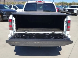 Nissan Frontier SV Crew Cab 4x4 2026