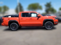 Nissan Frontier PRO-4X Crew Cab 4x4 2026