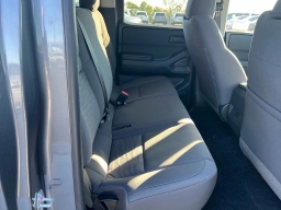 Nissan Frontier S Crew Cab 4x4 2026