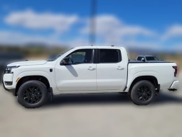 Nissan Frontier SV Crew Cab 4x4 2026