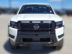 Nissan Frontier SV Crew Cab 4x4 2026