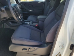 Nissan Frontier SV Crew Cab 4x4 2026