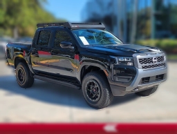 Nissan Frontier SV Crew Cab 4x4 2026