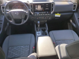 Nissan Frontier SV Crew Cab 4x4 2026