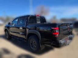Nissan Frontier PRO-4X Crew Cab 4x4 2026