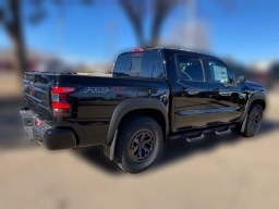 Nissan Frontier PRO-4X Crew Cab 4x4 2026