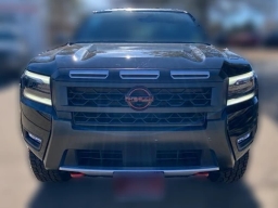 Nissan Frontier PRO-4X Crew Cab 4x4 2026