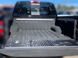 Nissan Frontier PRO-4X Crew Cab 4x4 2026