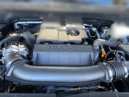 Nissan Frontier PRO-4X Crew Cab 4x4 2026