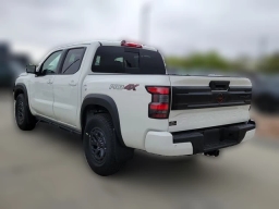 Nissan Frontier PRO-4X Crew Cab 4x4 2026