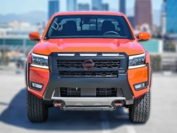 Nissan Frontier PRO-4X Crew Cab 4x4 2026