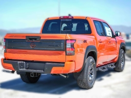 Nissan Frontier PRO-4X Crew Cab 4x4 2026