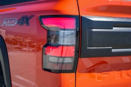 Nissan Frontier PRO-4X Crew Cab 4x4 2026