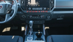 Nissan Frontier PRO-4X Crew Cab 4x4 2026