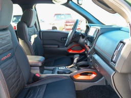Nissan Frontier PRO-4X Crew Cab 4x4 2026