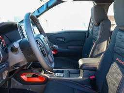 Nissan Frontier PRO-4X Crew Cab 4x4 2026